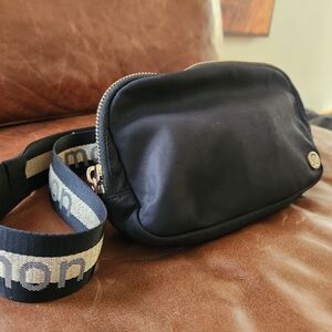 Black Crossbody Everywhere Belt Bag with Lululemon Logo Strap